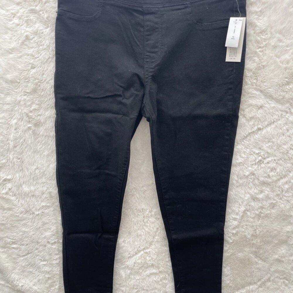 SALE! NEW Old Navy ROCKSTAR Black Women’s Size 10 Petite Mid-Rise Jeans NWT